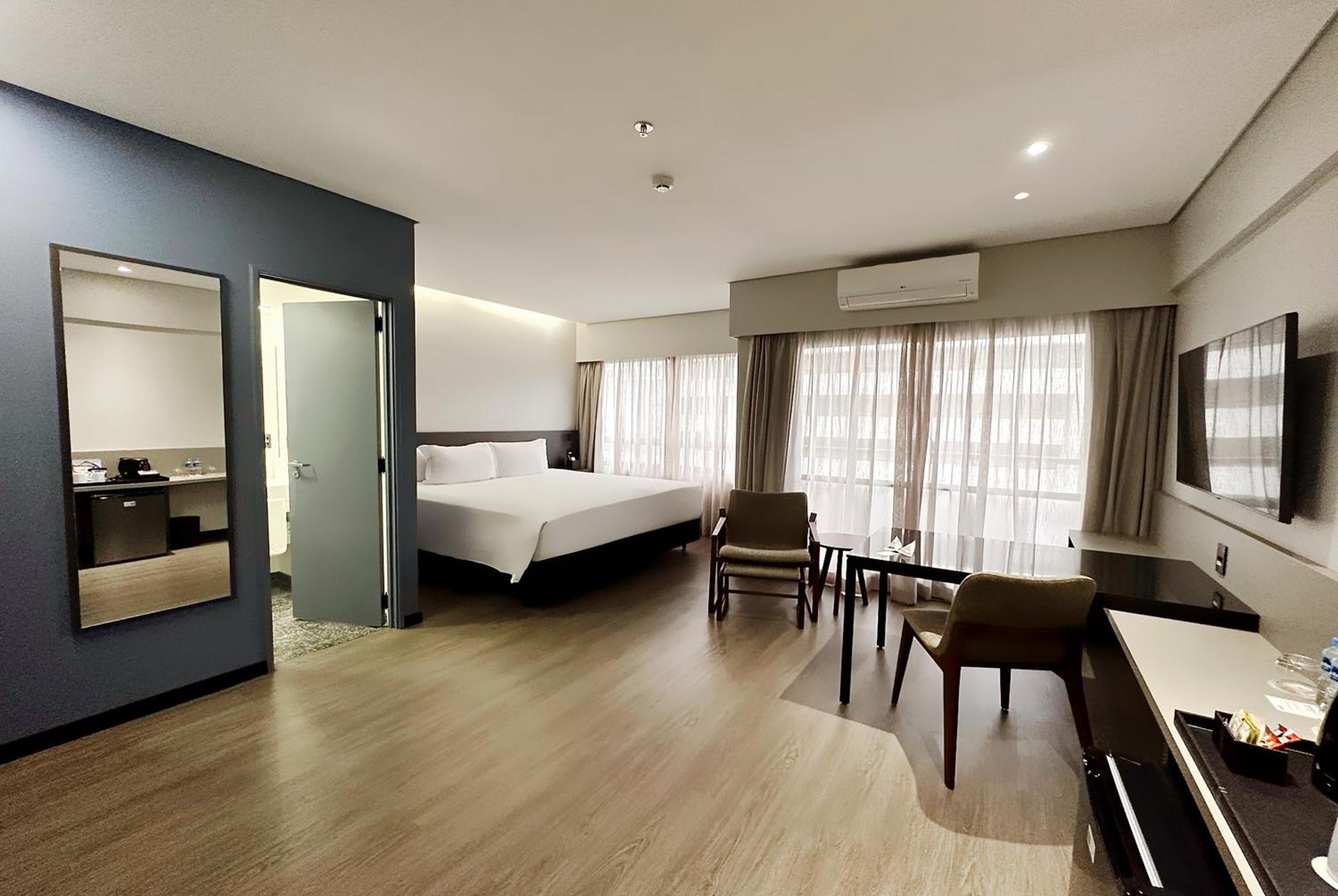 Premier Room with King Size Bed